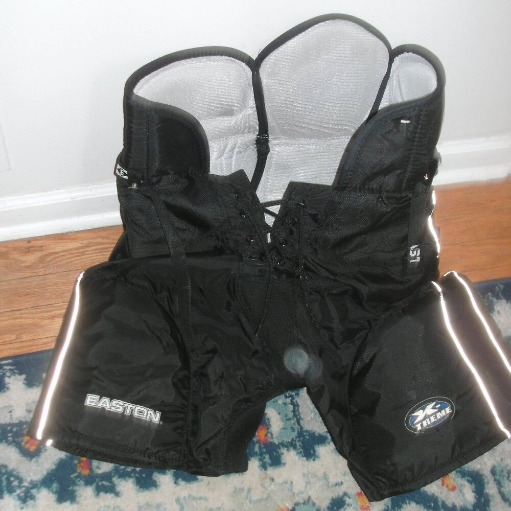 Easton Hockey Equipment X-treme Black Pants Size 48 (waist 30-32")